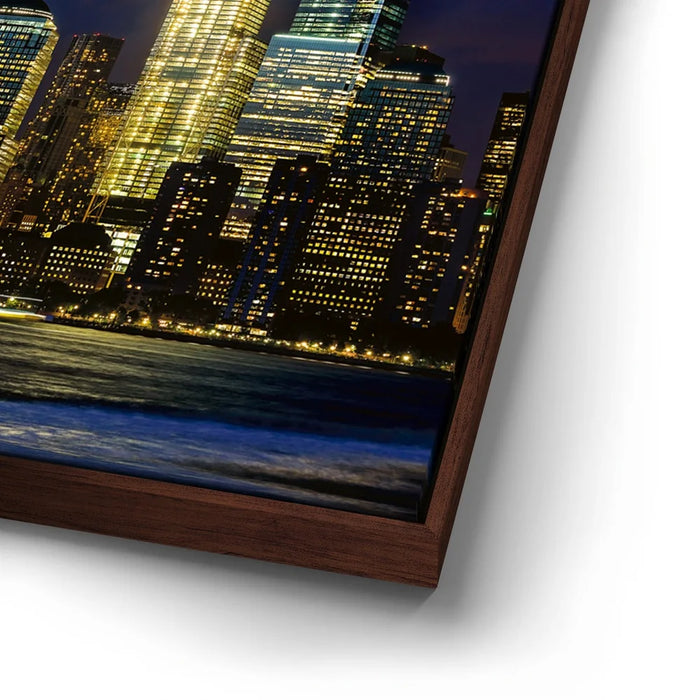 Featured image 14 for 1 World Trade Center At Night