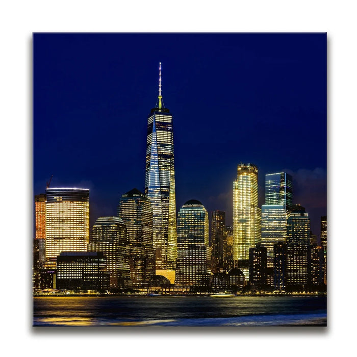 Featured image 1 for 1 World Trade Center At Night