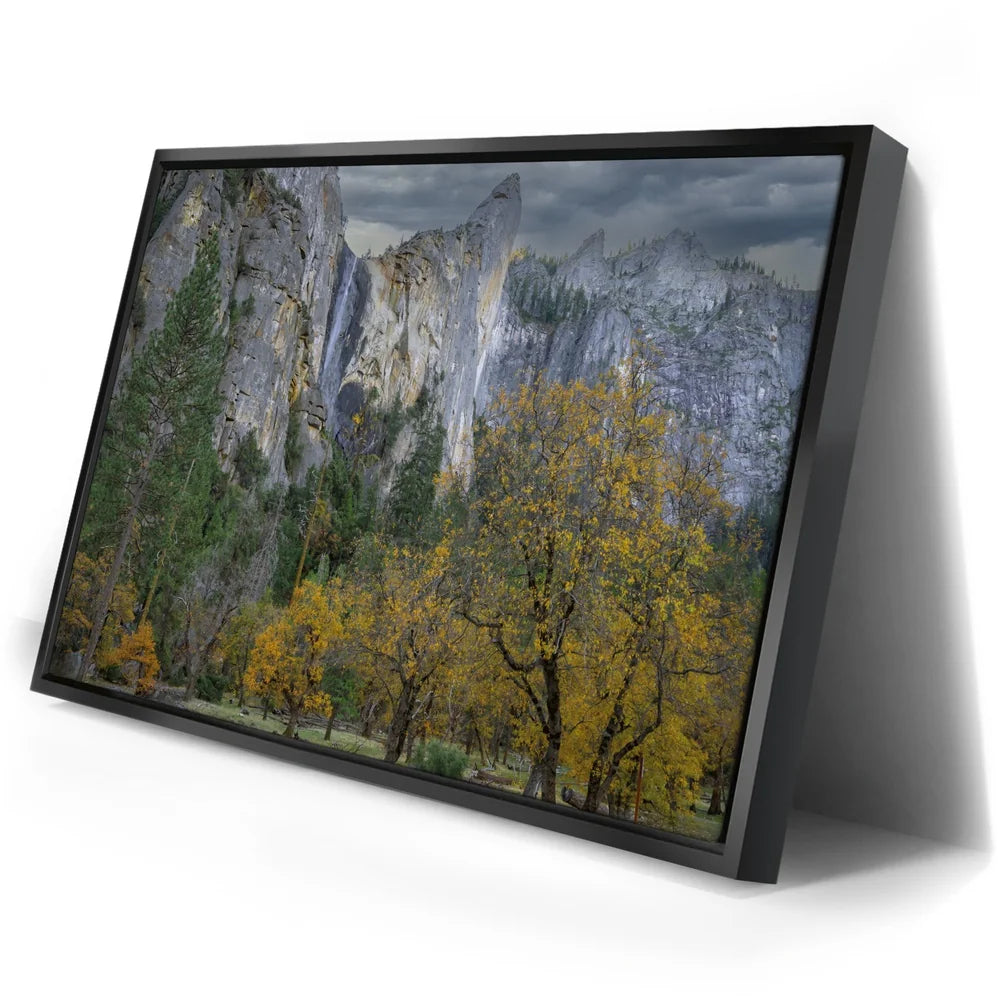 Featured image 2 for Autumn Glow Bridalveil Fall Yosemite
