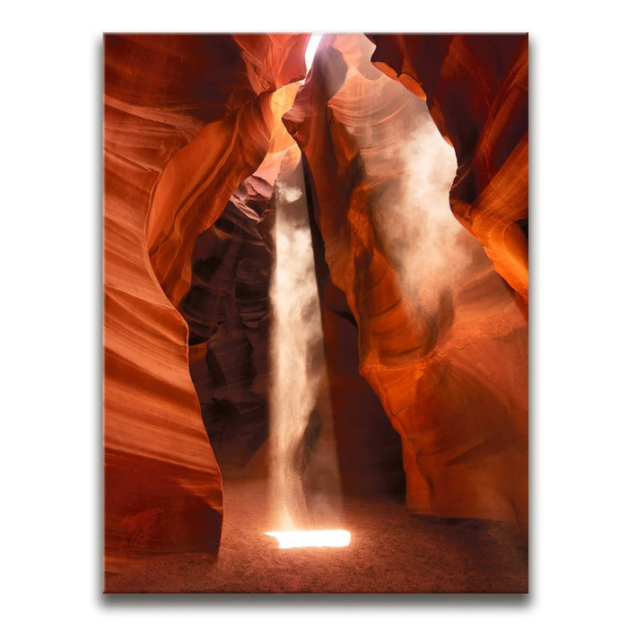 Featured image 1 for Beam of Light - Antelope Canyon, Arizona