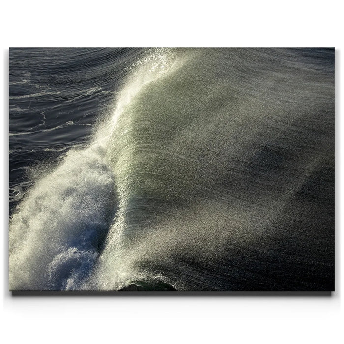 Featured image 1 for Big Wave Spray