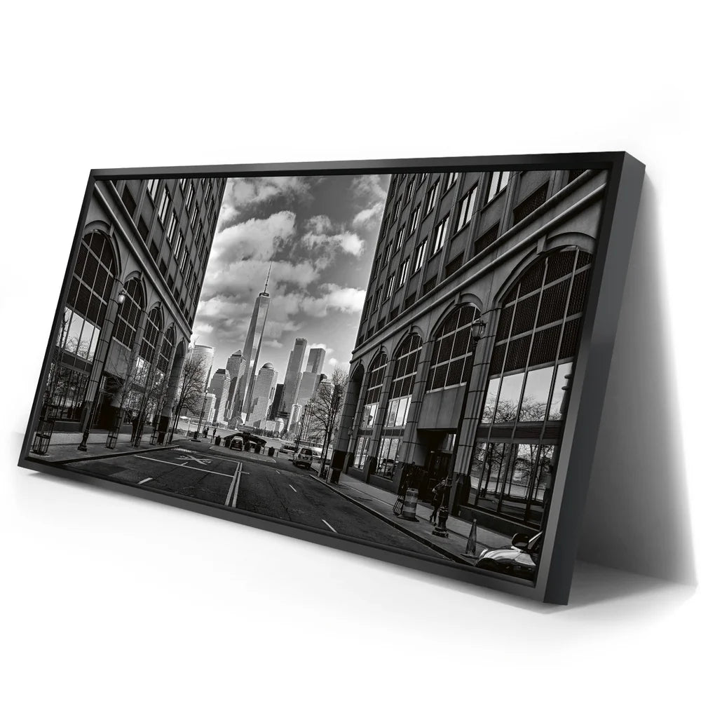 Featured image 2 for Black And White Lower Manhattan Skyline Panoramic