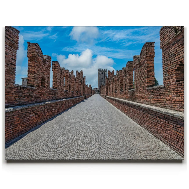 Featured image 1 for Castelvecchio Crossing