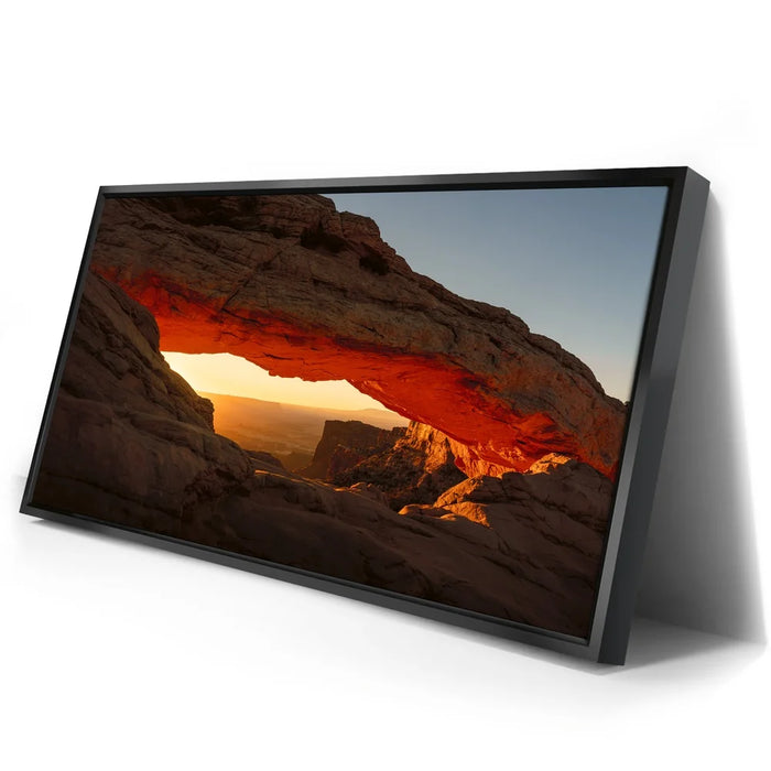 Featured image 2 for Catching Fire - Mesa Arch, Canyonlands NP, Utah