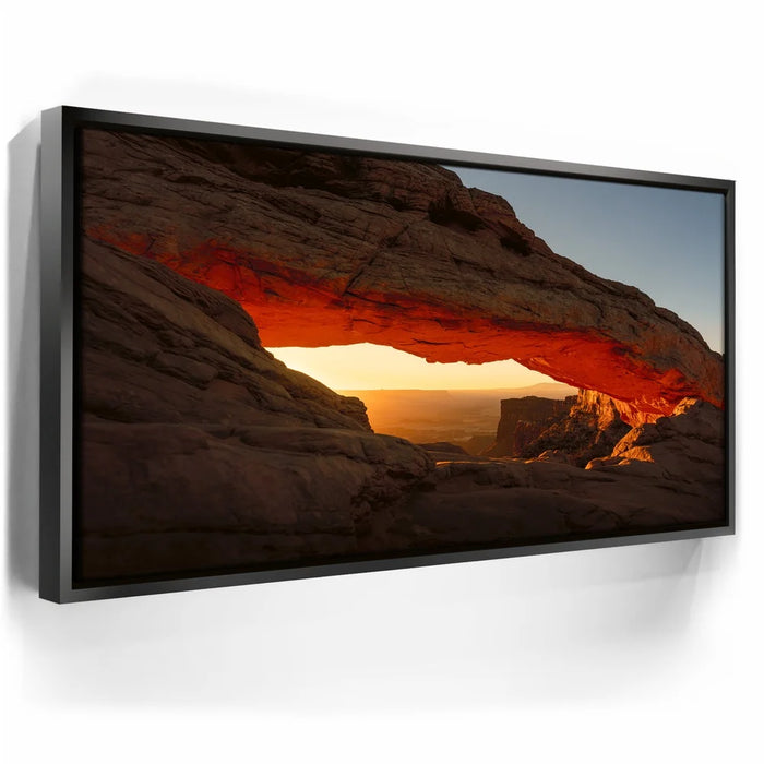 Featured image 5 for Catching Fire - Mesa Arch, Canyonlands NP, Utah