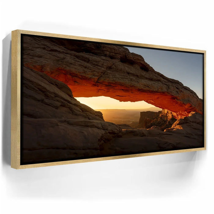 Featured image 8 for Catching Fire - Mesa Arch, Canyonlands NP, Utah