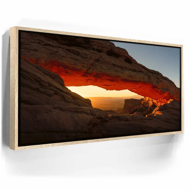 Featured image 9 for Catching Fire - Mesa Arch, Canyonlands NP, Utah