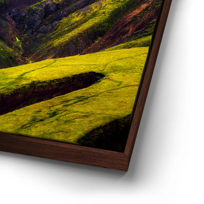 Featured image 15 for Colorful Icelandic Wilderness