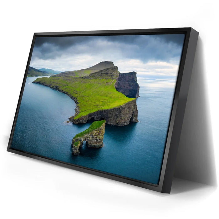 Featured image 2 for Drangarnir