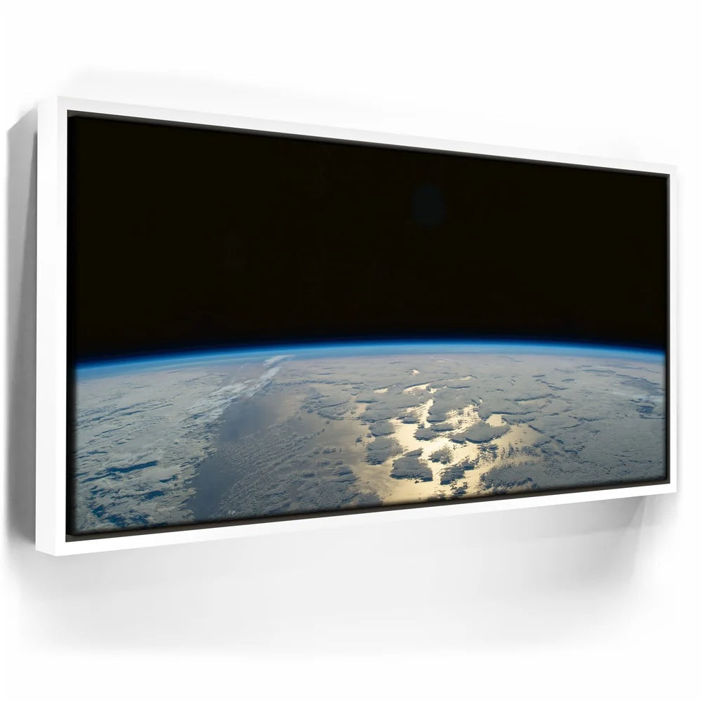 Featured image 6 for Earth's thin blue atmosphere