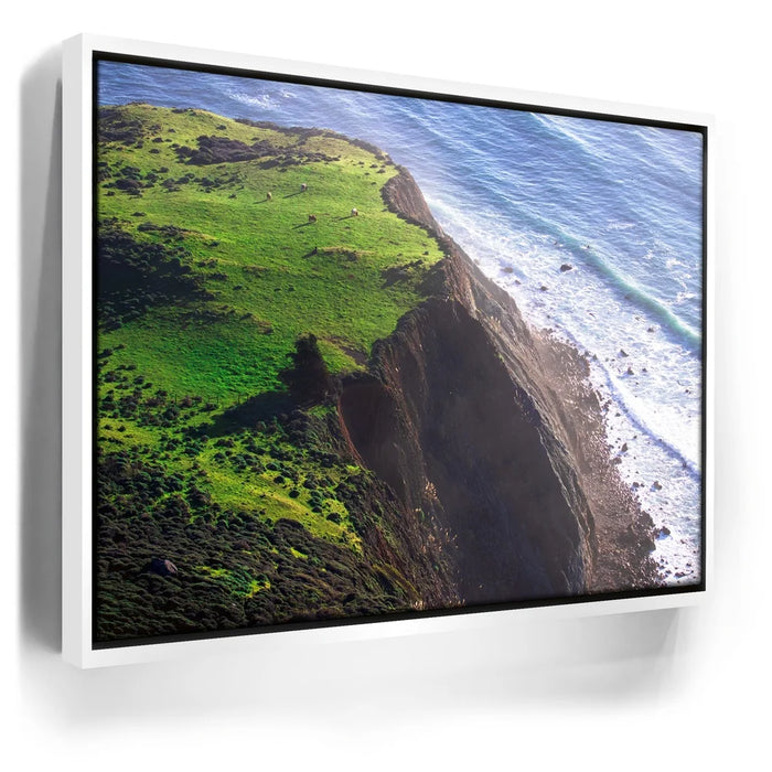 Featured image 6 for Emerald Cliffs Of Bigsur