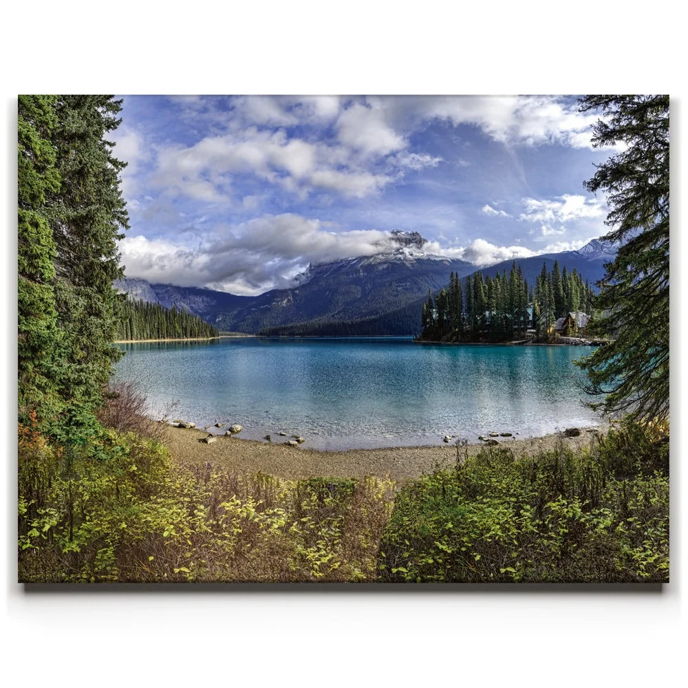 Featured image 1 for Emerald Lake, Canada