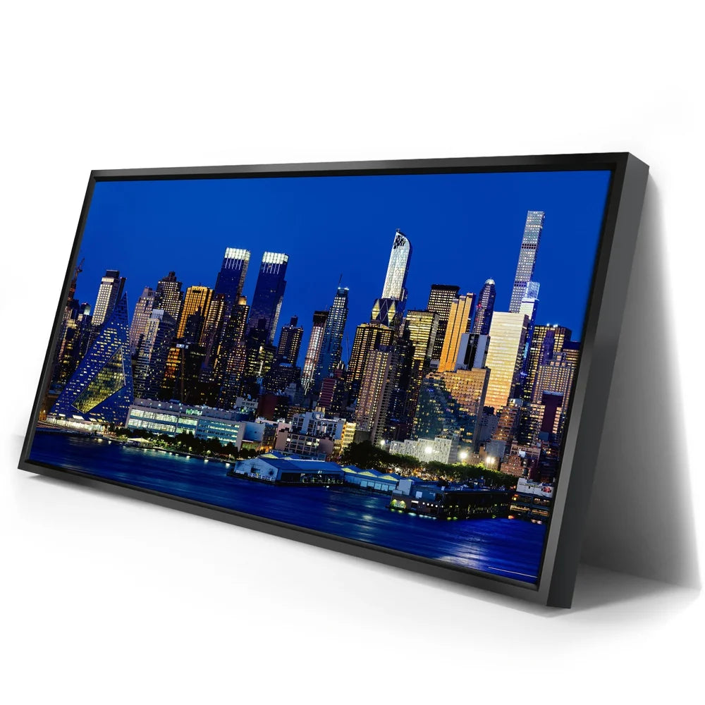 Featured image 2 for Famous Midtown Manhattan Skyline View At Night - 1 Of 3