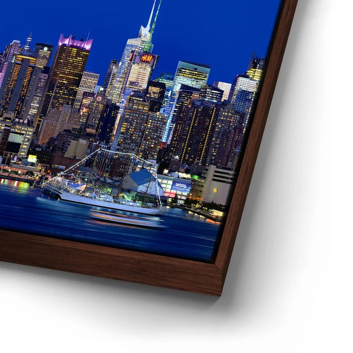 Featured image 14 for Famous Midtown Manhattan Skyline View At Night - 2 Of 3