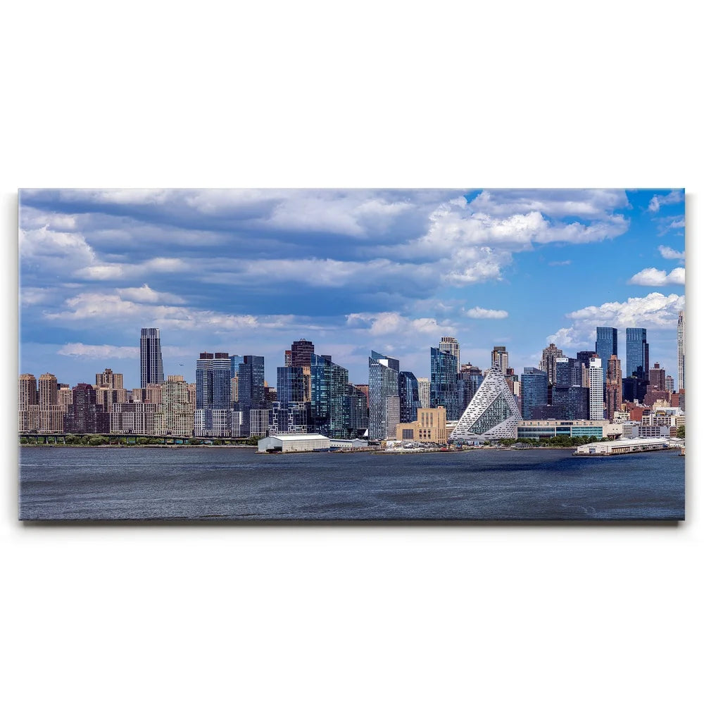 Featured image 1 for Famous Midtown Manhattan Skyline View In Daylight - 1 Of 3