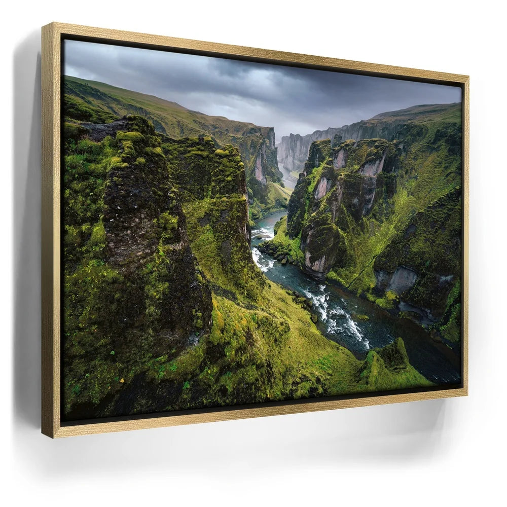 Featured image 7 for Fjarrgljfur Green Canyon - Iceland