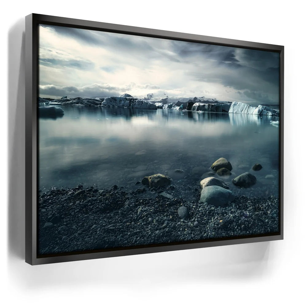 Featured image 5 for Frozen Serenity - Iceland