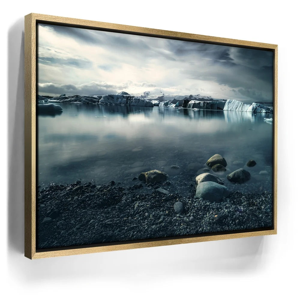 Featured image 7 for Frozen Serenity - Iceland