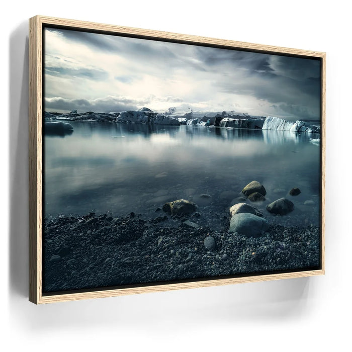 Featured image 9 for Frozen Serenity - Iceland