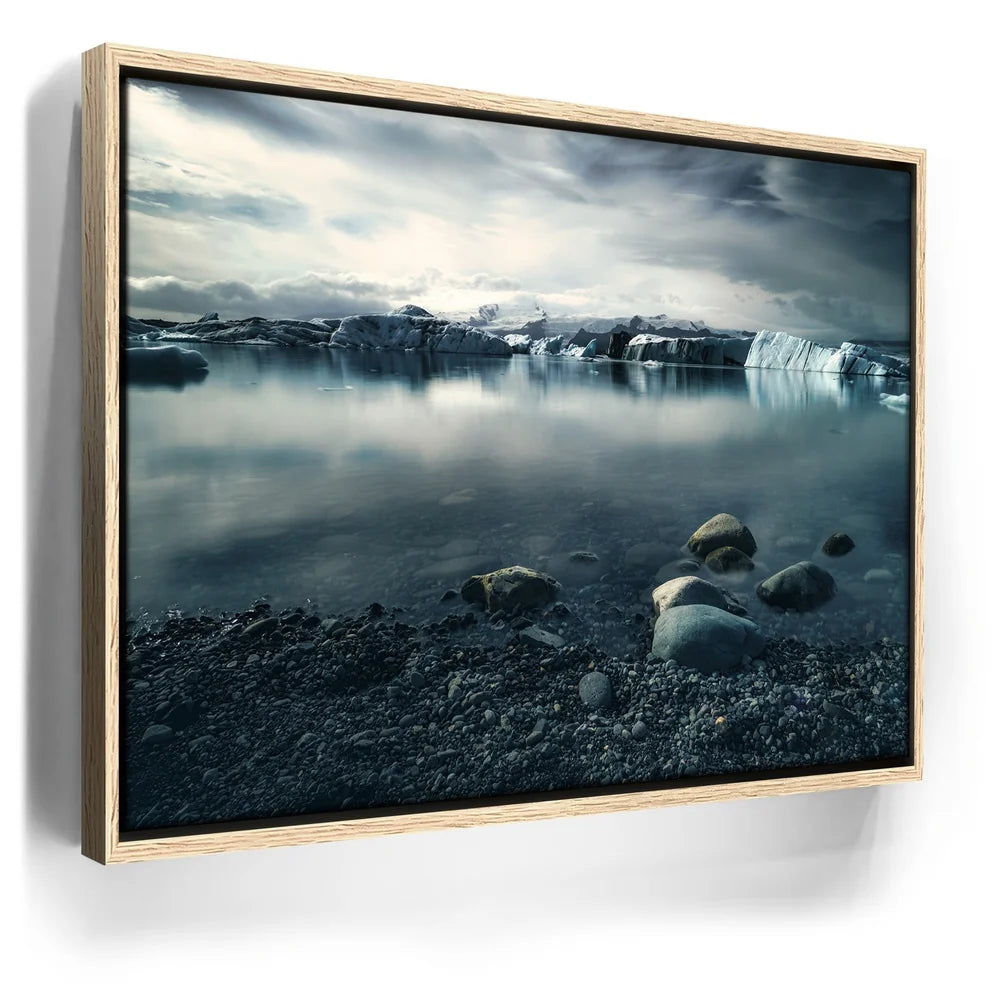 Featured image 9 for Frozen Serenity - Iceland