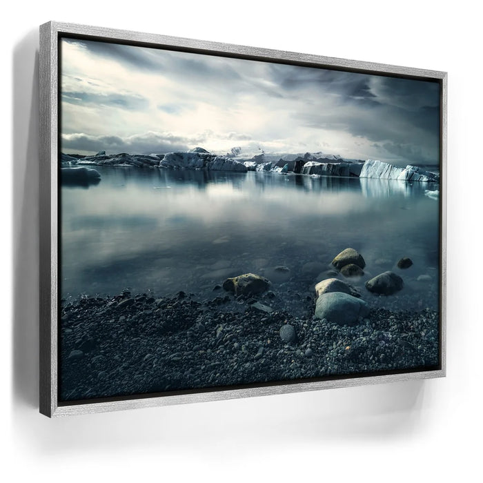 Featured image 8 for Frozen Serenity - Iceland