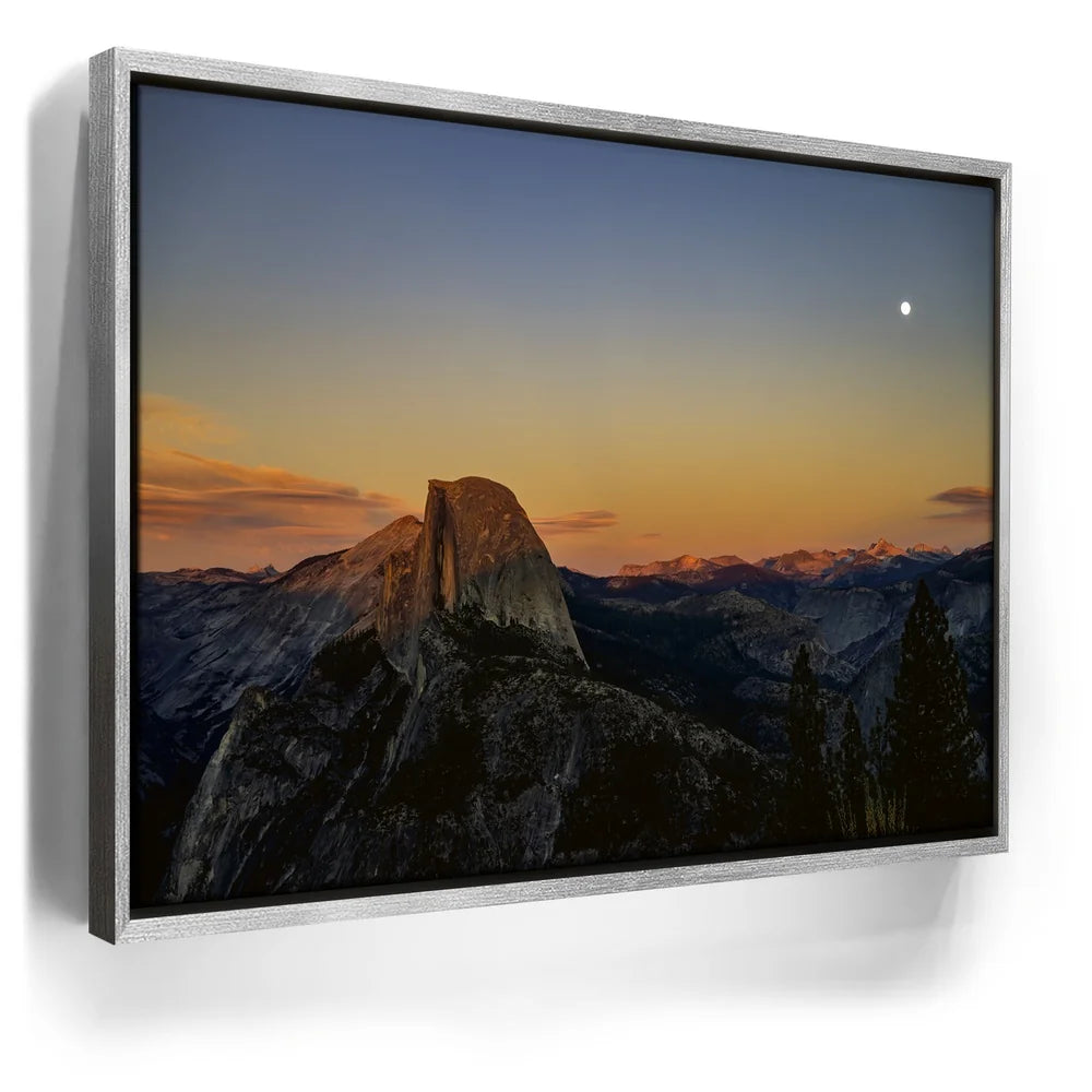 Featured image 8 for Full moon at Half Dome Yosemite National Park