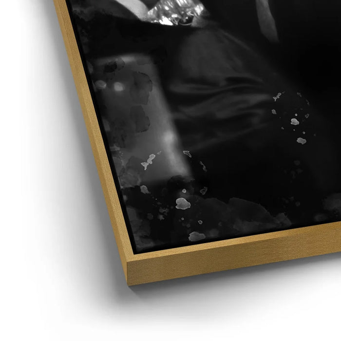 Featured image 12 for Funny Guy - Black & White