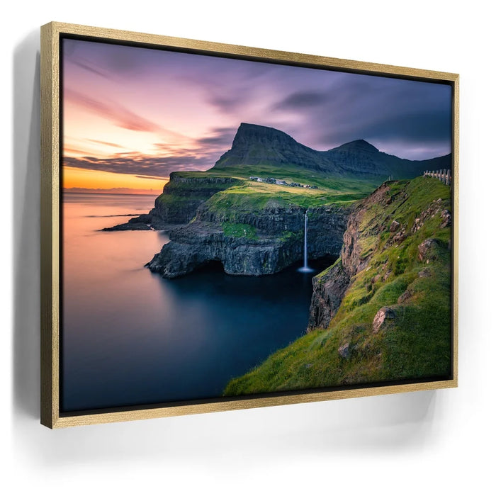 Featured image 7 for Gásadalur - Sunset