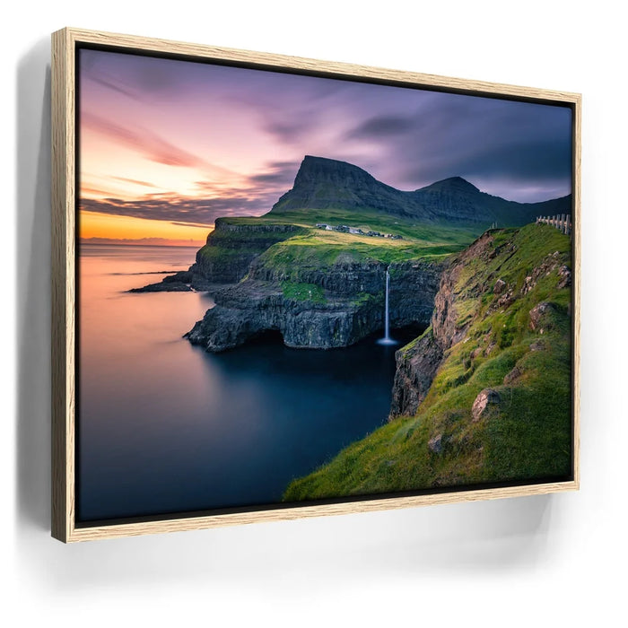 Featured image 9 for Gásadalur - Sunset