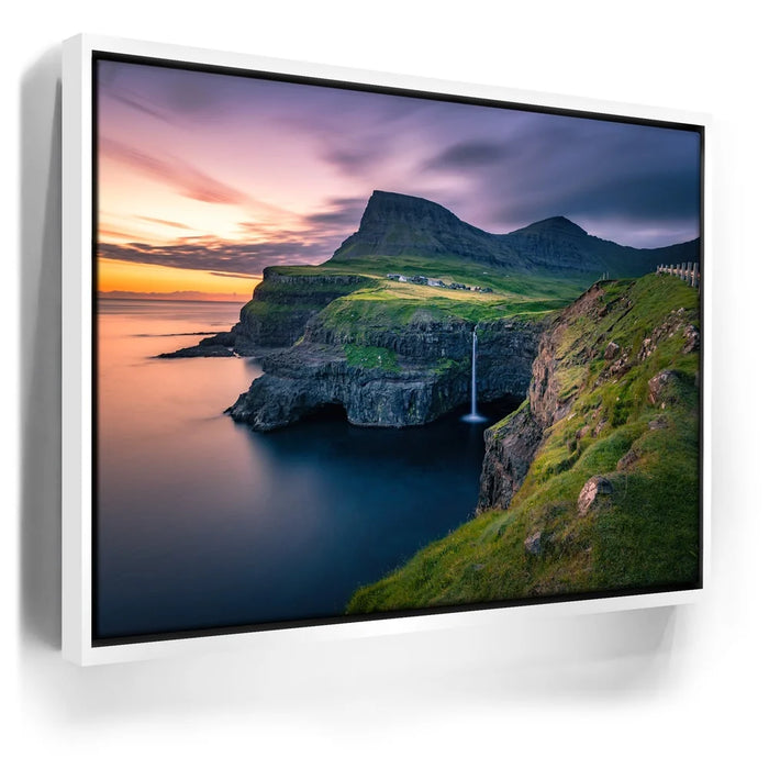 Featured image 6 for Gásadalur - Sunset