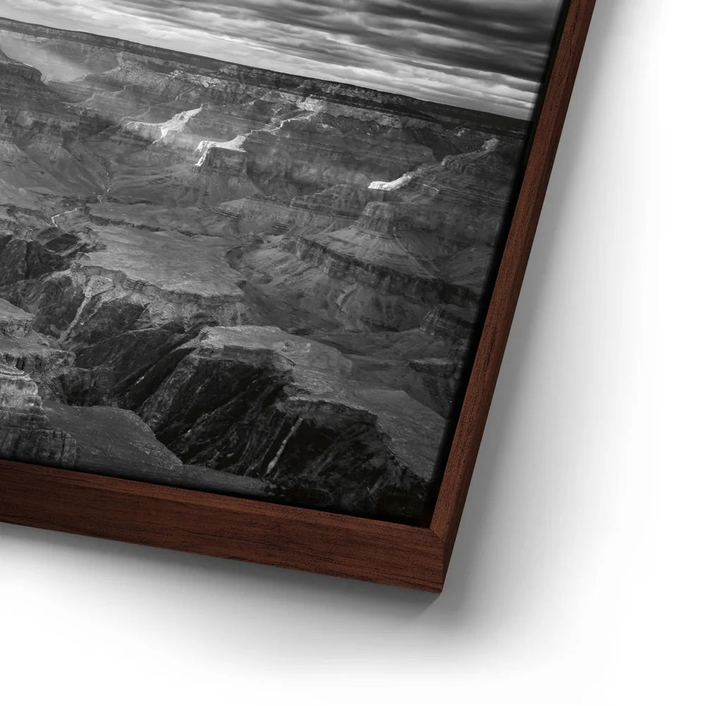 Featured image 14 for Grand - Black and White