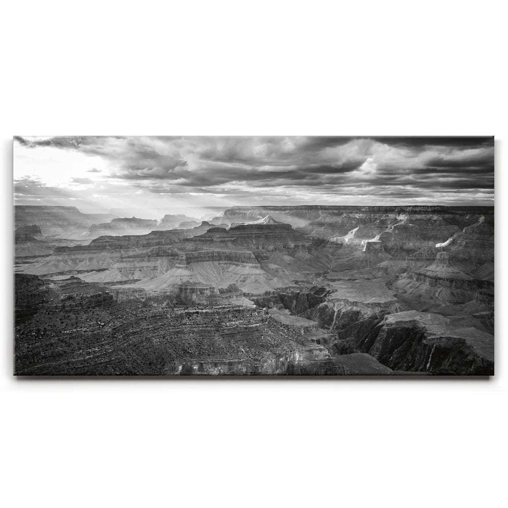Featured image 1 for Grand - Black and White