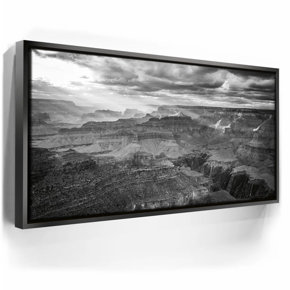 Featured image 5 for Grand - Black and White