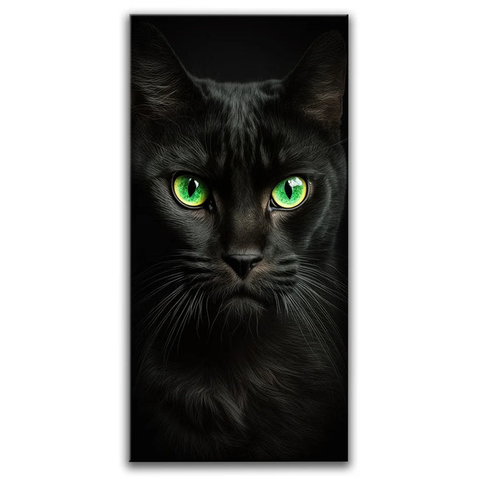 Featured image 1 for Green-Eyed-Maine-Coon
