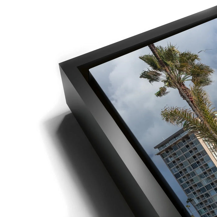 Featured image 11 for Harbor Light