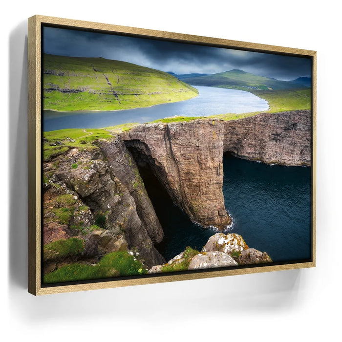 Featured image 7 for Hypnotic Waterscapes - Faroe