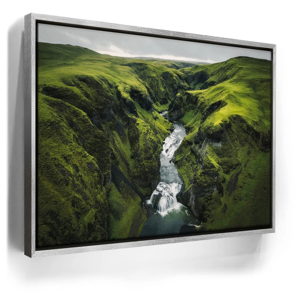 Featured image 8 for Iceland Green Canyon with Waterfall