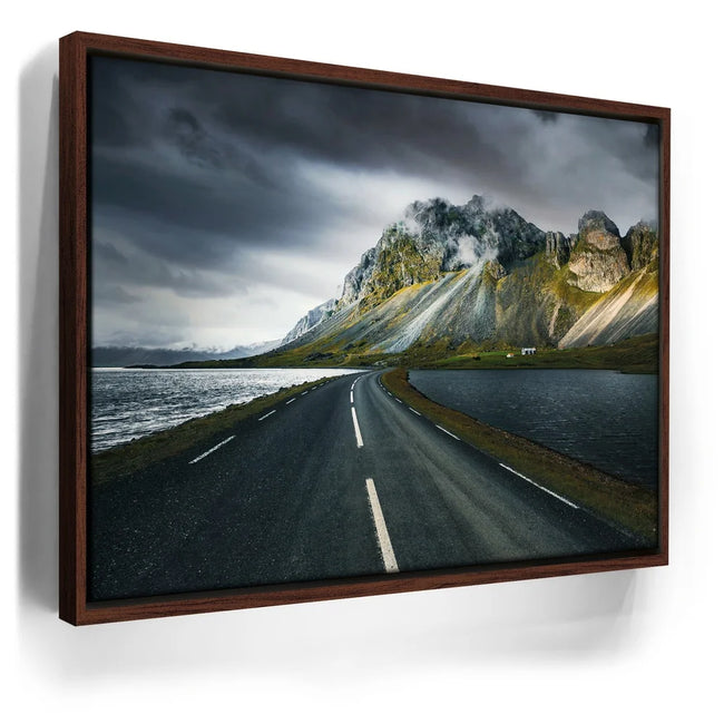 Featured image 10 for Icelandic Road