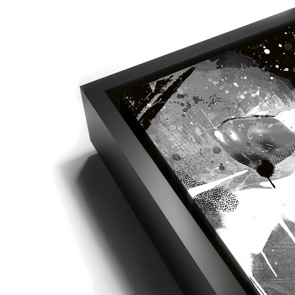 Featured image 11 for Iron Mike - Black & White