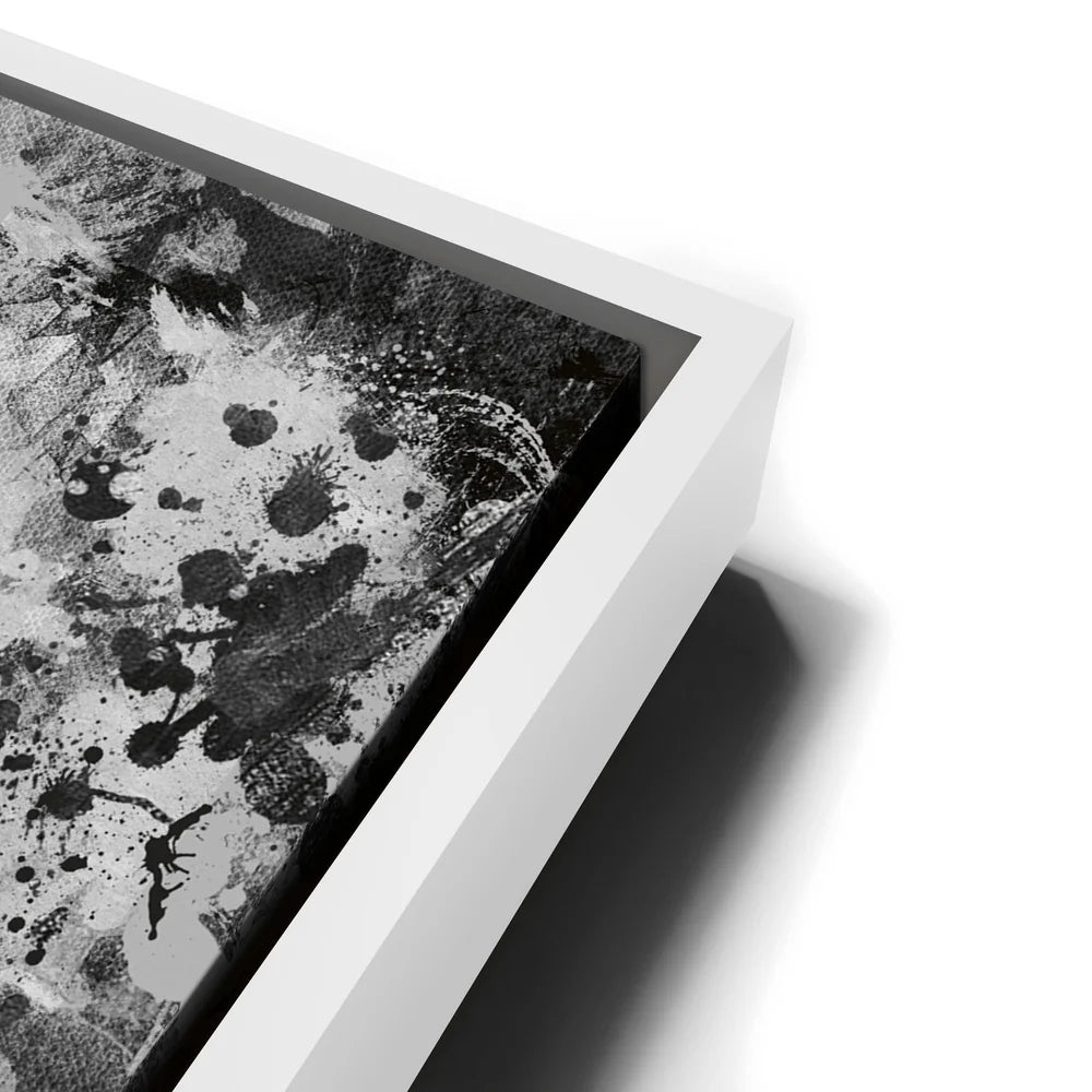 Featured image 13 for Kiss The Sky - Black & White