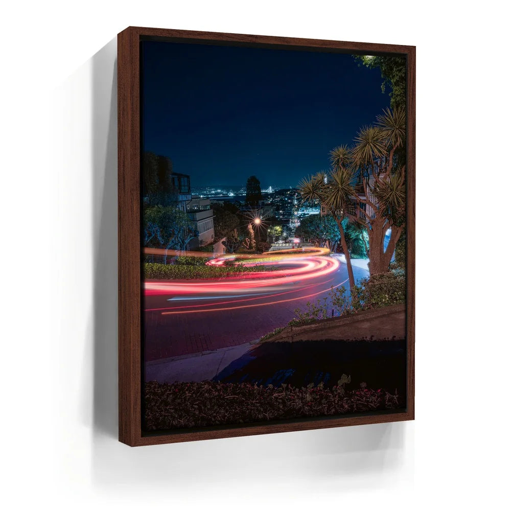 Featured image 10 for Lombard Street Light Trails