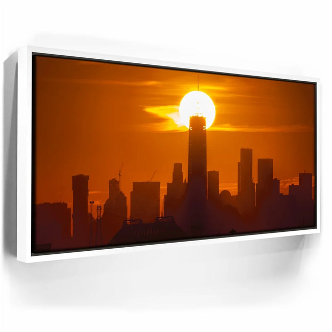 Featured image 6 for Lower Manhattan Sklyine Panorama And The Sun As Its Crown