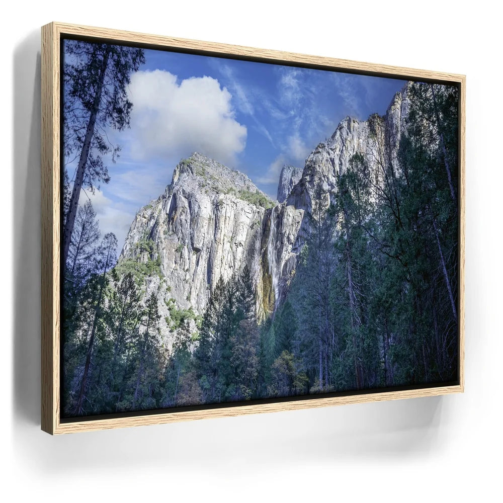 Featured image 9 for Majestic Bridalveil Fall Yosemite