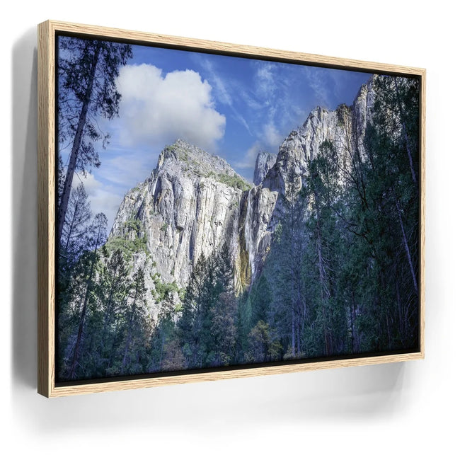 Featured image 9 for Majestic Bridalveil Fall Yosemite