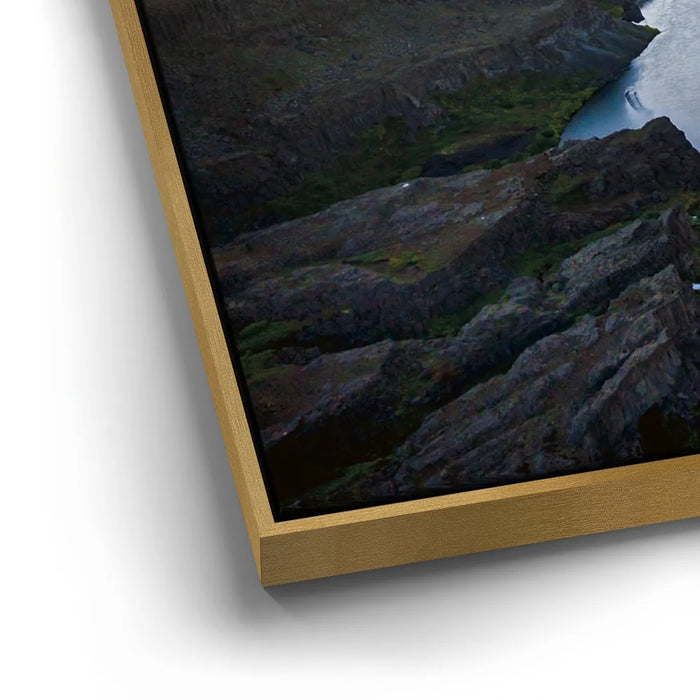 Featured image 12 for Majestic Canyon - Iceland