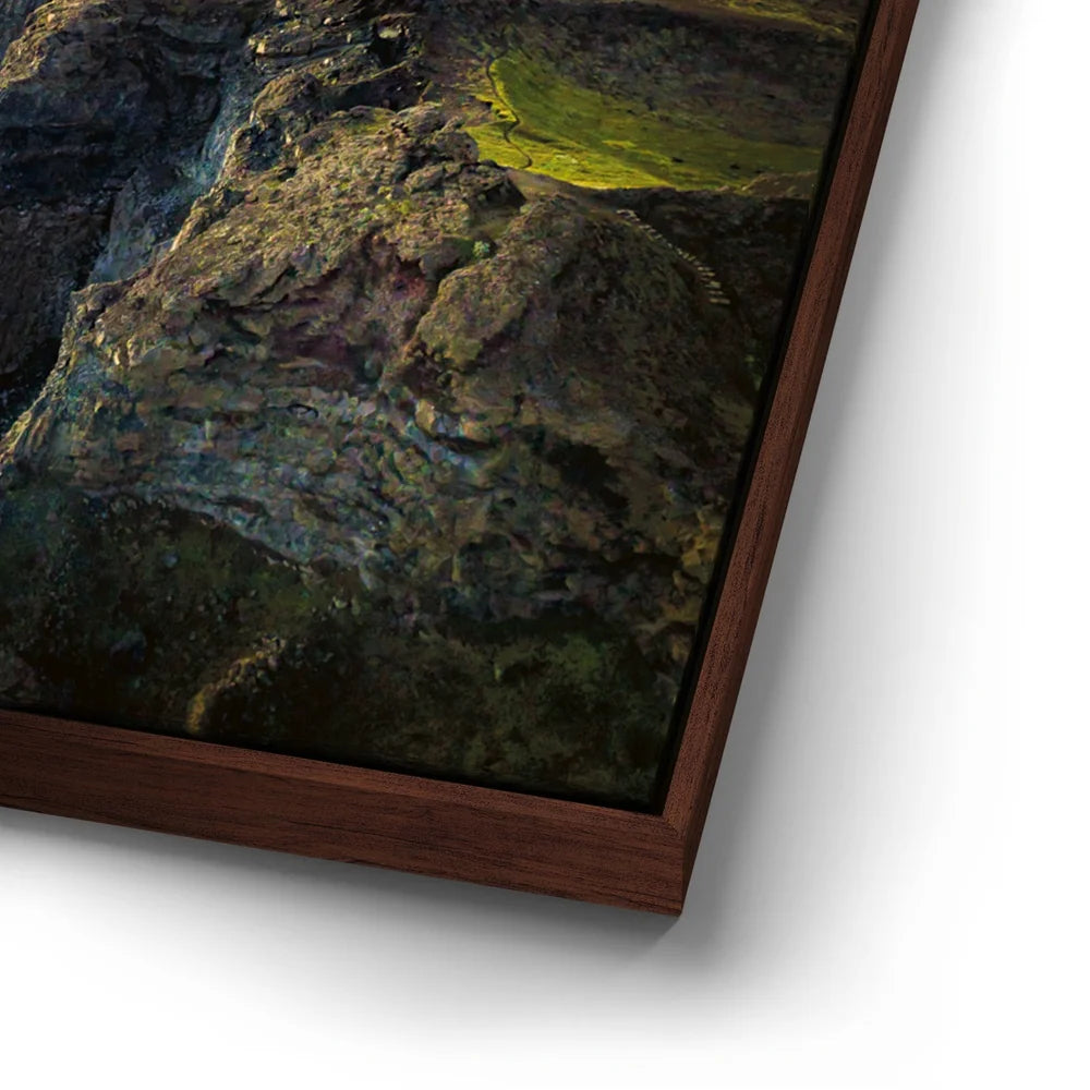 Featured image 14 for Majestic Canyon - Iceland