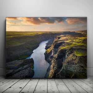 Majestic Canyon - Iceland