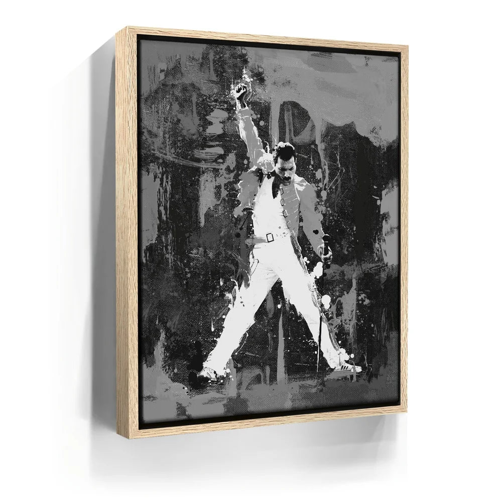 Featured image 9 for Mamaaa! - Black & White