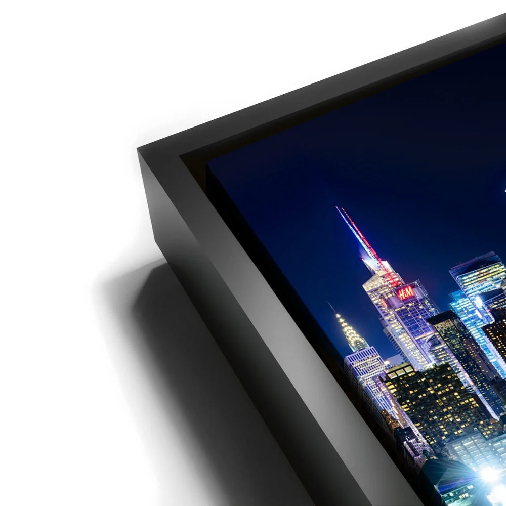 Featured image 11 for Manhattan Skyline View At Night - 2 Of 2