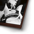 Thumbnail image 14 for Maximus - Black & White